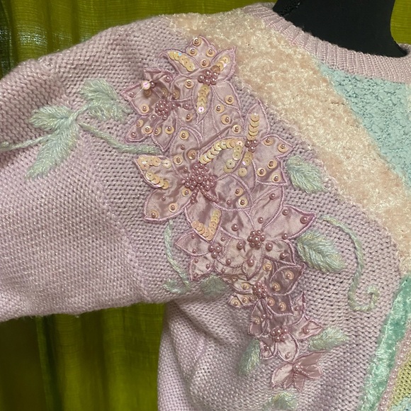 Vintage Jaclyn Smith Sweater - Picture 9 of 10